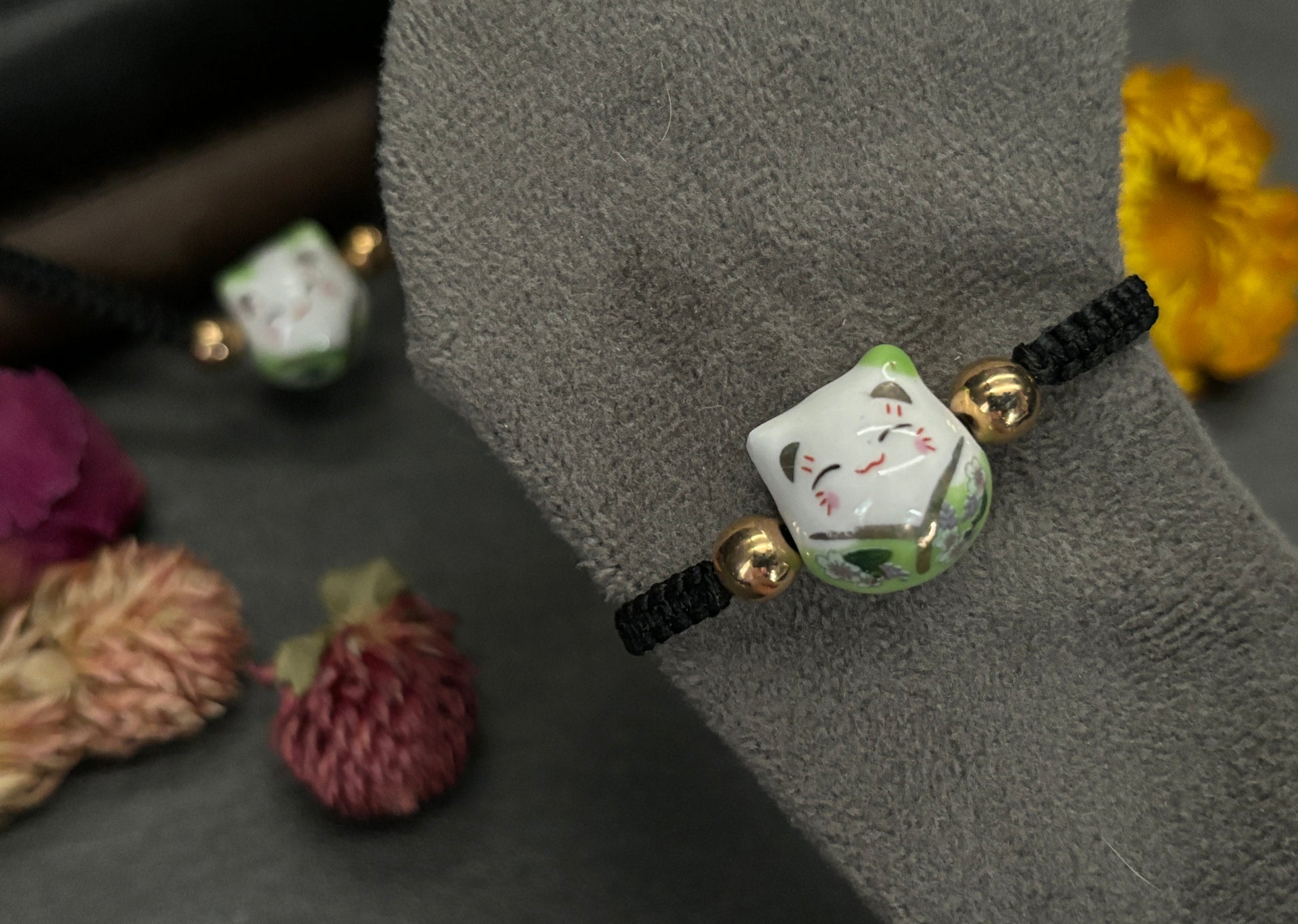 Green Maneki Neko "Lucky Cat" Bracelet (Twisted Nightshade Jewellery) close up