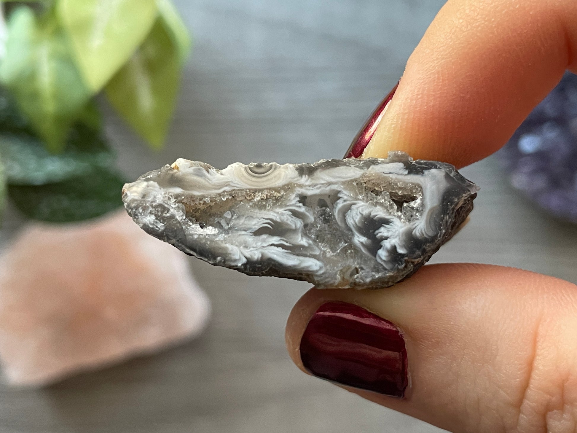 Natural Mini Oco Geode Crystal - V top